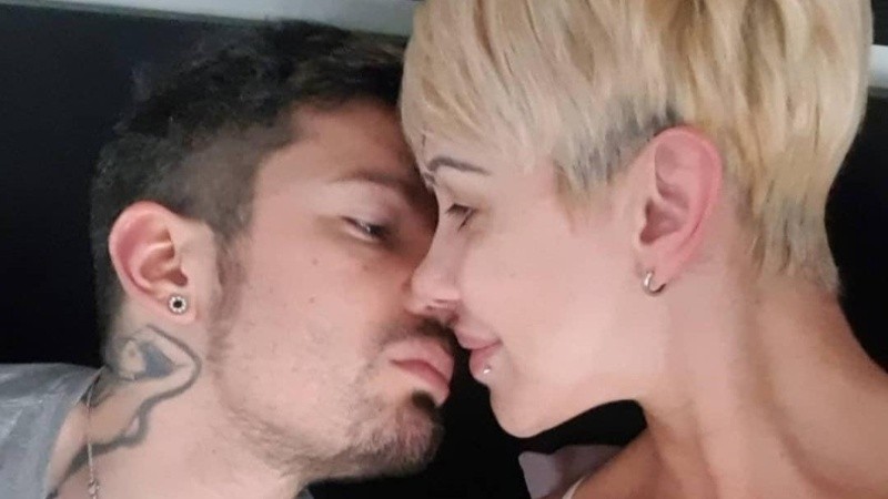 Mónica Farro y su pareja, Leandro Herrera Mónica Farro y su pareja, Leandro Herrera