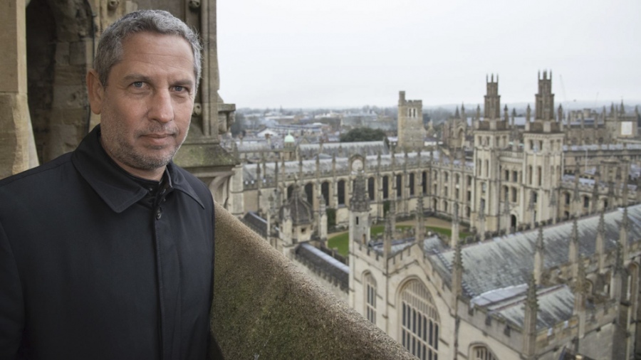 De Guillermo Martnez en la foto en Oxford se llevar al cine La muerte lenta de Luciana B