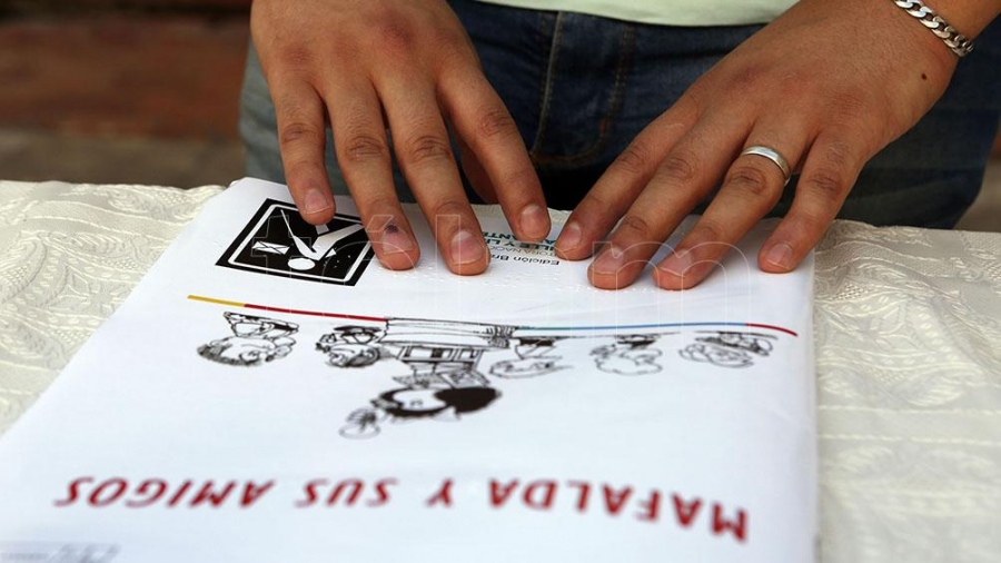 Adems de ser traducida a 26 idiomas Mafalda tambin tiene versiones en Braille
