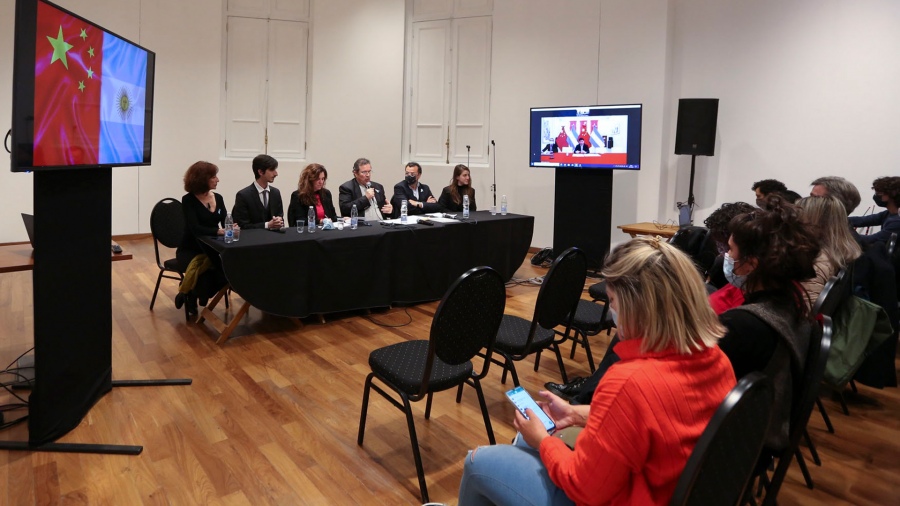 Las partes apostarn a explorar la oportunidad de intercambio y colaboracin online