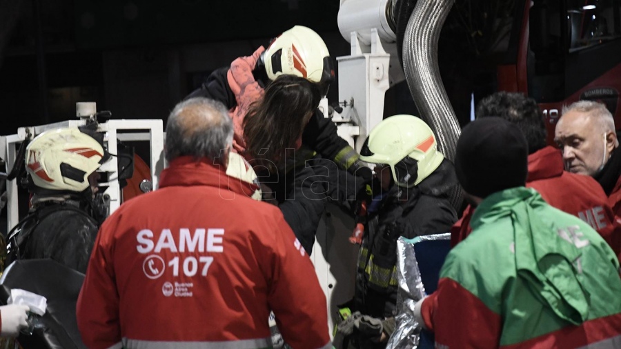 El fuego se desat a las 550 por causas que an se desconocen Foto Gustavo Amarelle