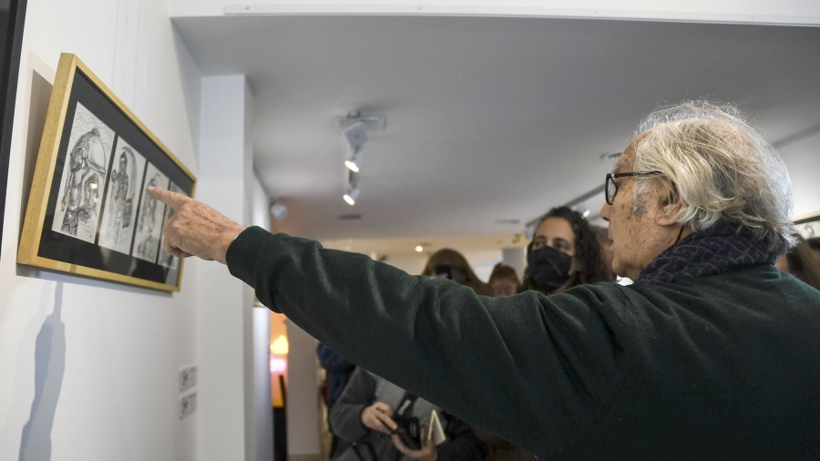 La muestra fue organizada con un criterio cronolgico por la crtica de arte y periodista Laura Casanovas Foto Camila Godoy