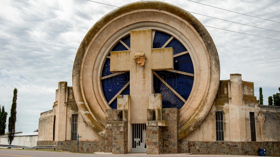 El legado del arquitecto Francisco Salamone se encuentra muy presente en toda la zona