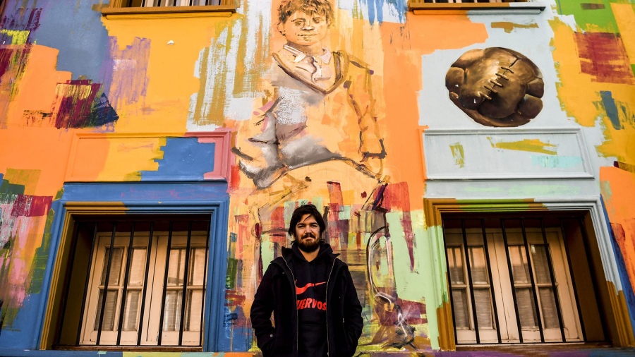 En su nueva obra lvarez el escritor y editor argentino Manuel lvarez rene en ocho cuentos la sensibilidad masculina la naturaleza el duelo y la atraccin por lo desconocido Foto Fernando Gens