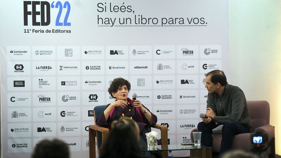 La escritora se present en la Feria de Editores Foto Julin lvarez