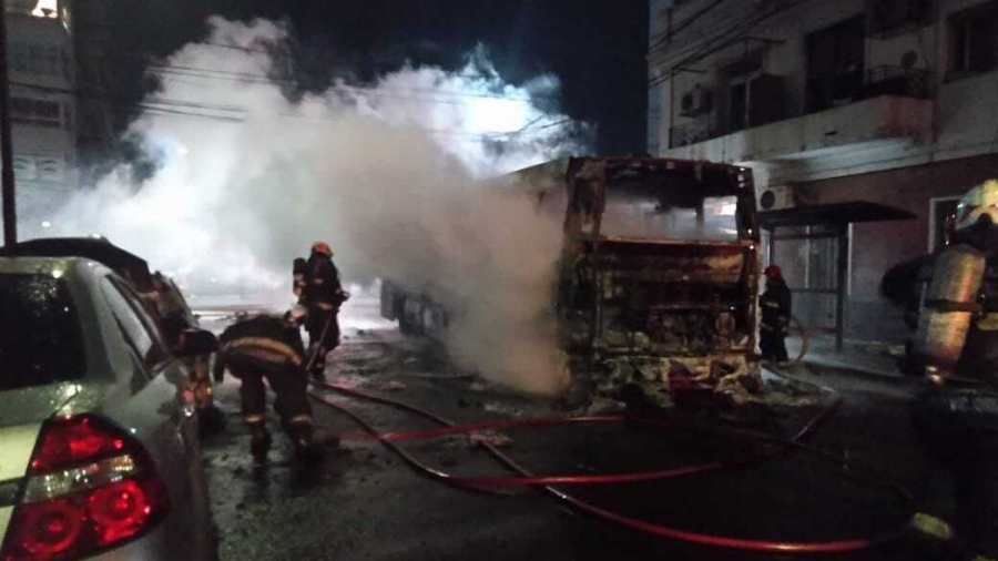 Personal de Bomberos de la Ciudad se traslad a las 330 al lugar del siniestro