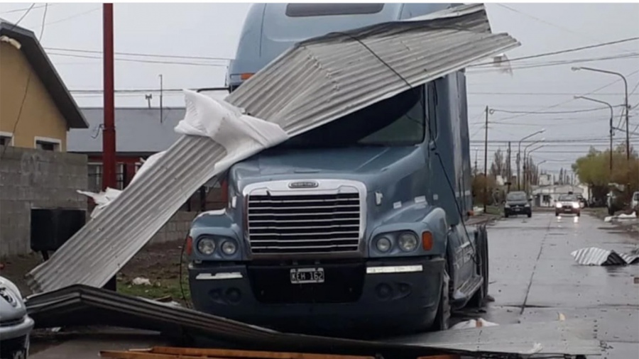 El viento podra llegar a los 120 kilmetros por hora las cordilleras de General Lamadrid y de Vinchina en La Rioja Foto Meteored