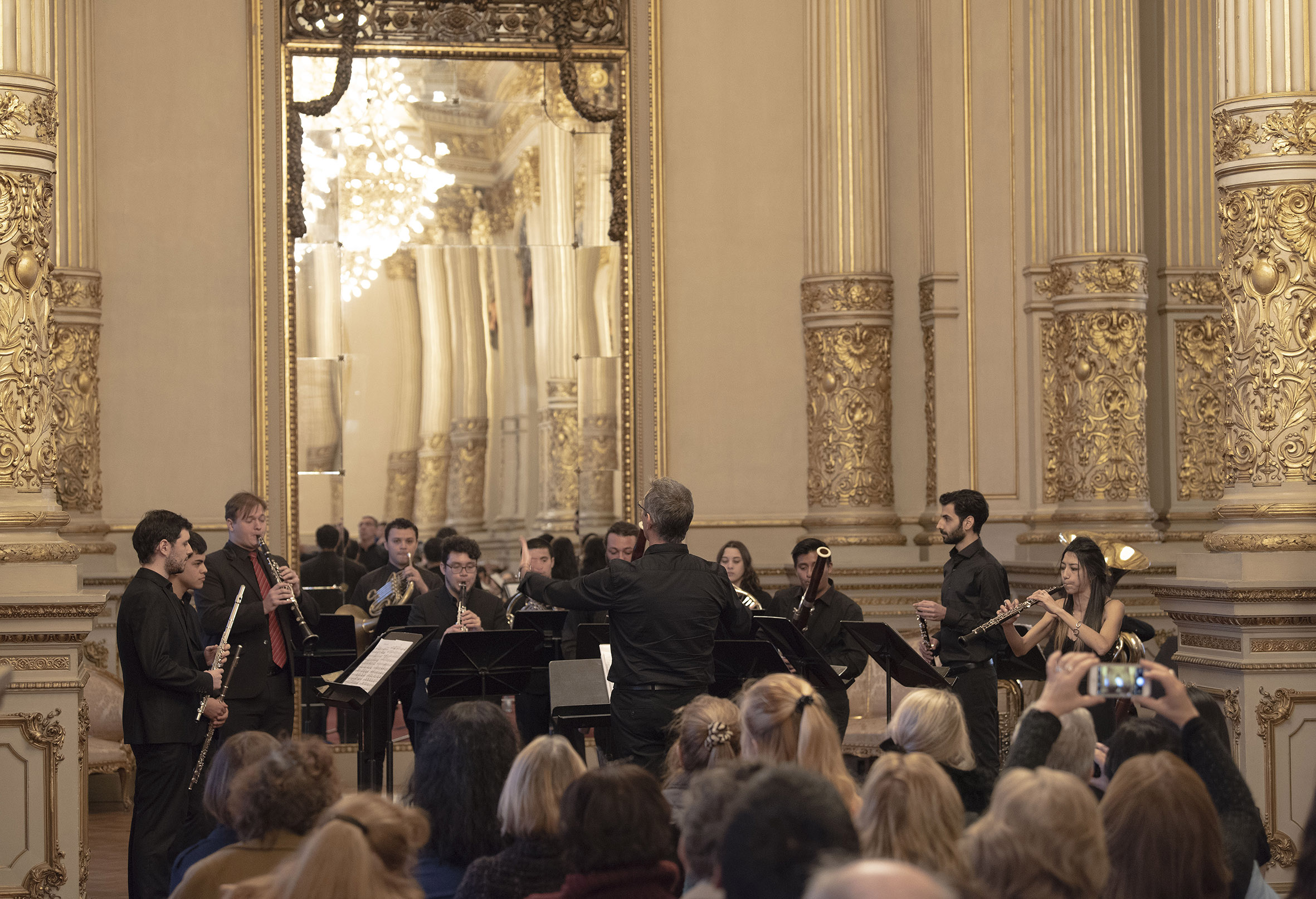 Conciertos en el Salón Dorado